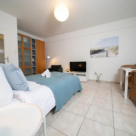 Apartment Blue - Zentral Und Gut Angebunden デュッセルドルフ エクステリア 写真