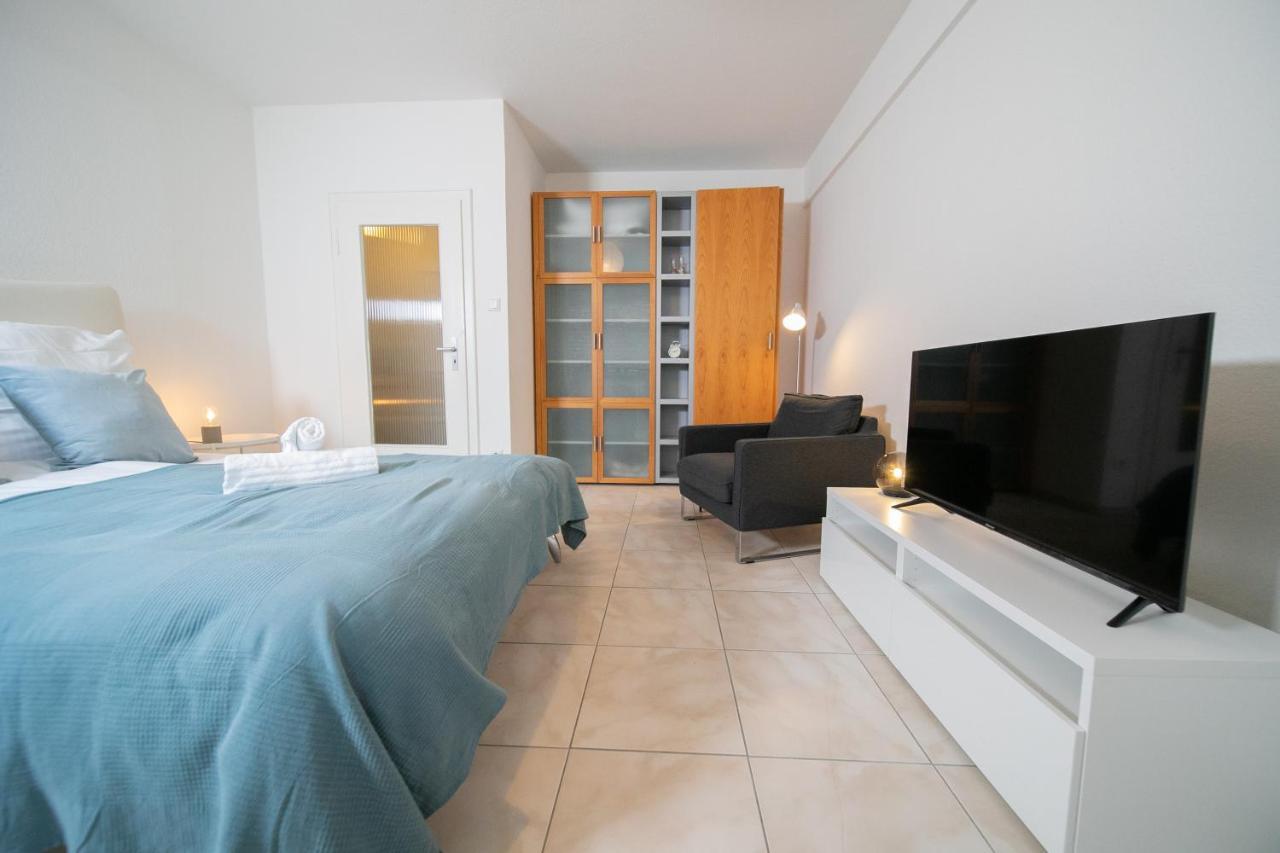 Apartment Blue - Zentral Und Gut Angebunden デュッセルドルフ エクステリア 写真